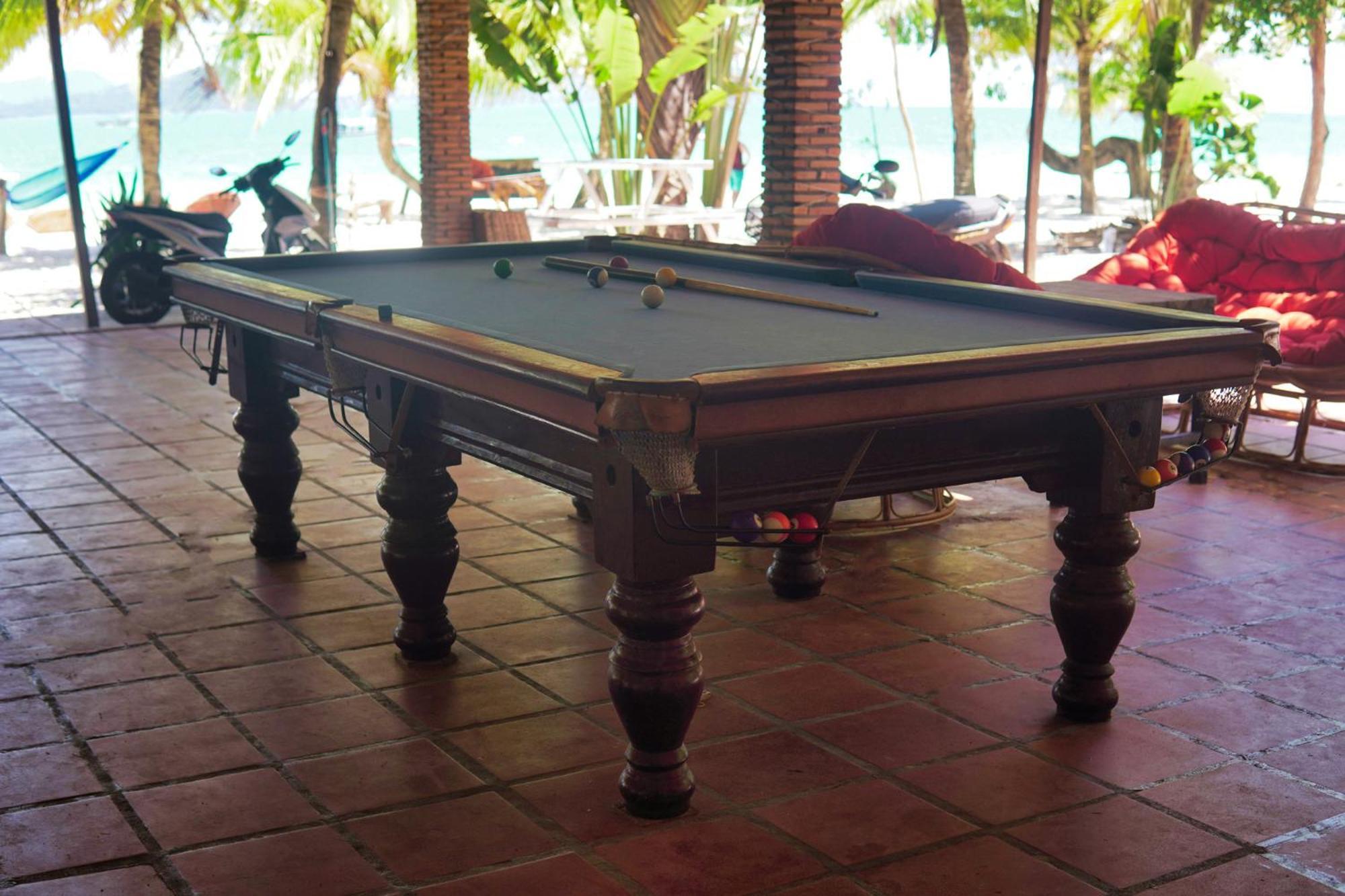Koh Rong Beach Hostel And Bungalows Kaoh Touch エクステリア 写真