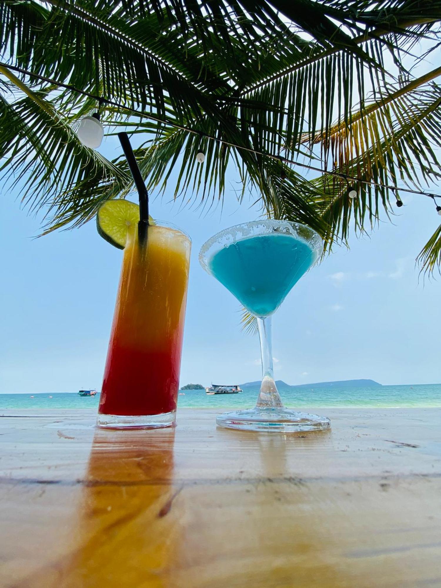 Koh Rong Beach Hostel And Bungalows Kaoh Touch エクステリア 写真